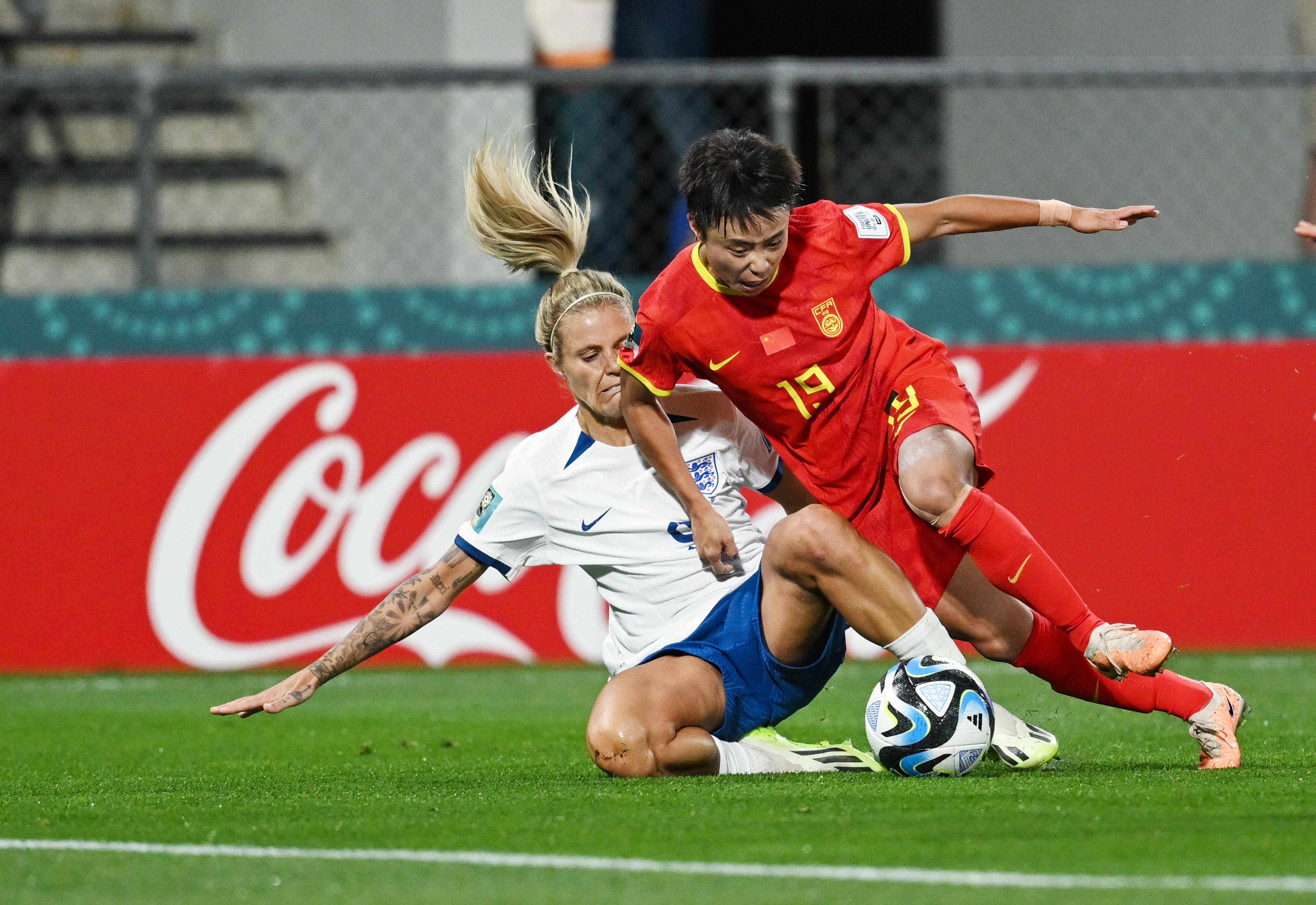 澳亚国际最新版本-包含进球瞬间！女足比赛现场火爆的词条