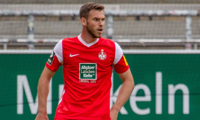 澳亚国际平台-卡尔斯鲁厄主场落败，遭受重创的简单介绍