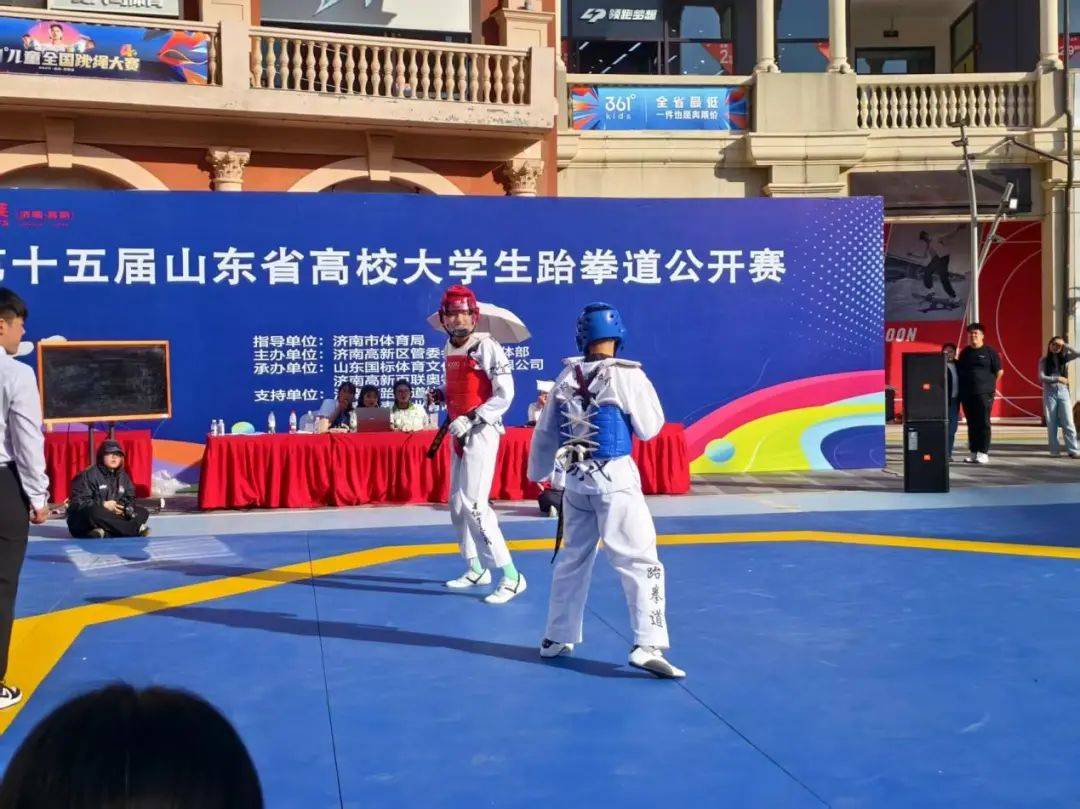 澳亚国际最新版本-津巴布韦队伍在团体比赛中斩获金银牌