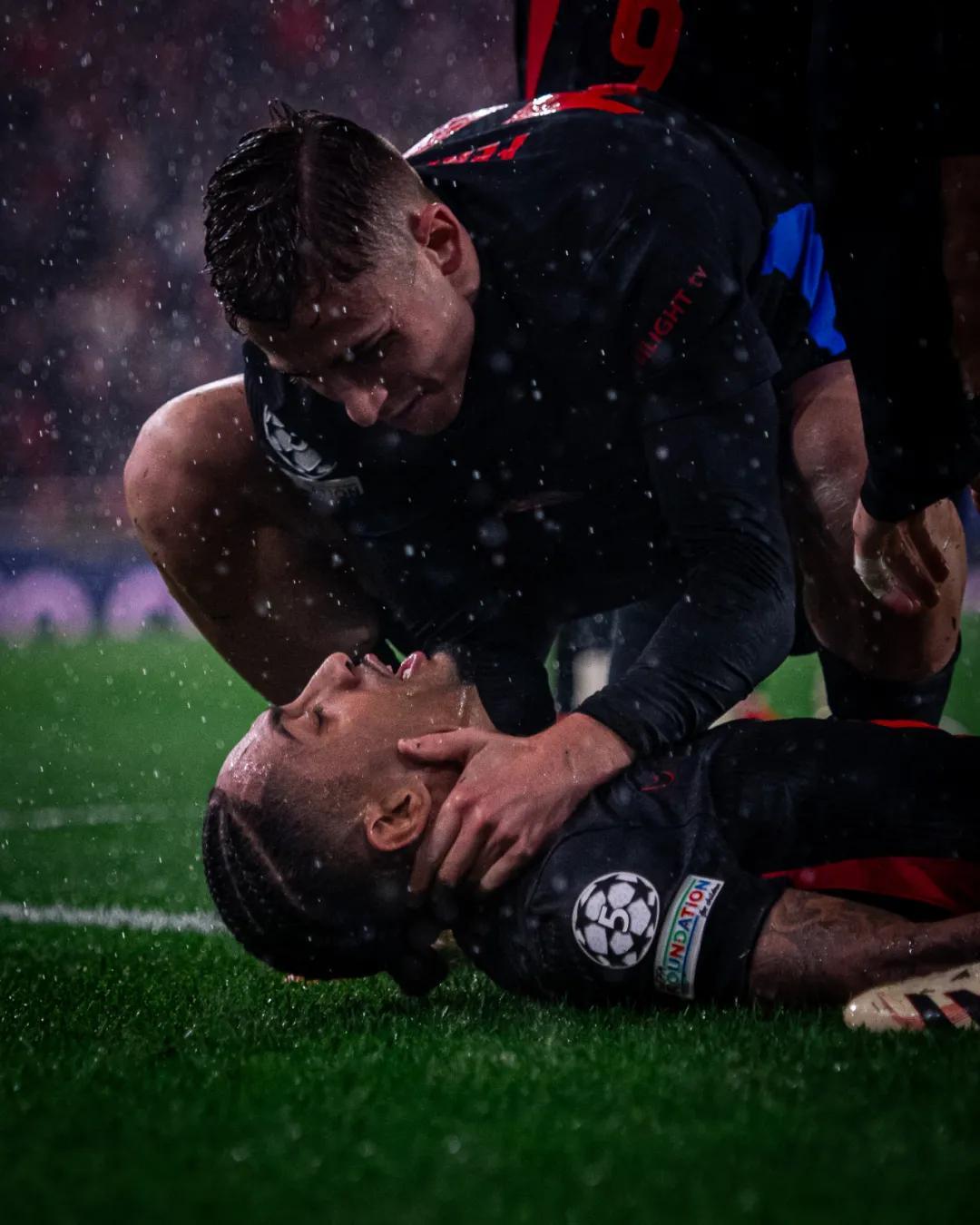 澳亚国际官方下载-以罗贝托吊射绝杀，巴萨强势晋级四强的简单介绍