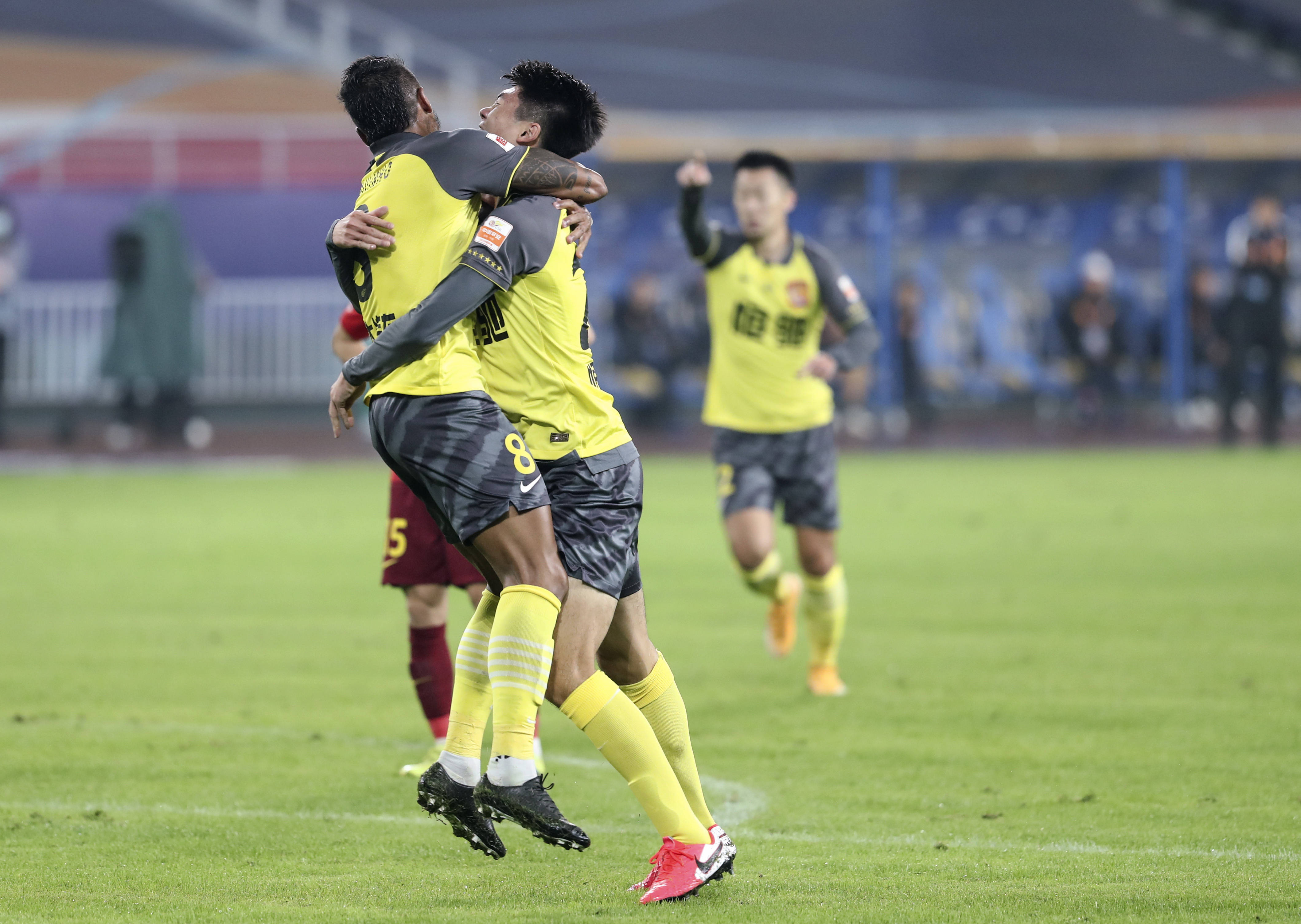 澳亚国际app-包含江苏苏宁客场大胜河北华夏幸福，提升排名的词条